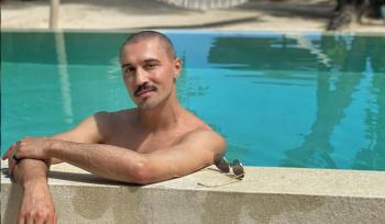 Билан объяснил, зачем побрился налысо